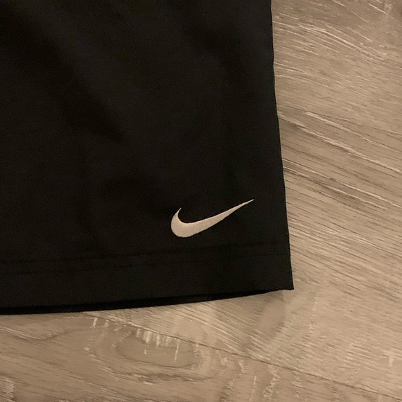 SOLD Nike Shorts - Picture 2 of 3